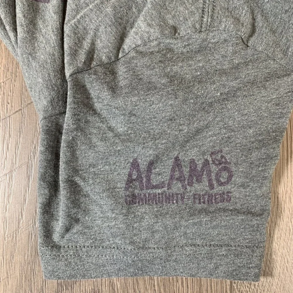 Women’s Grey Tshirt Small Alamo Community Fitness Chadwick Bozeman Quote - Picture 7 of 8